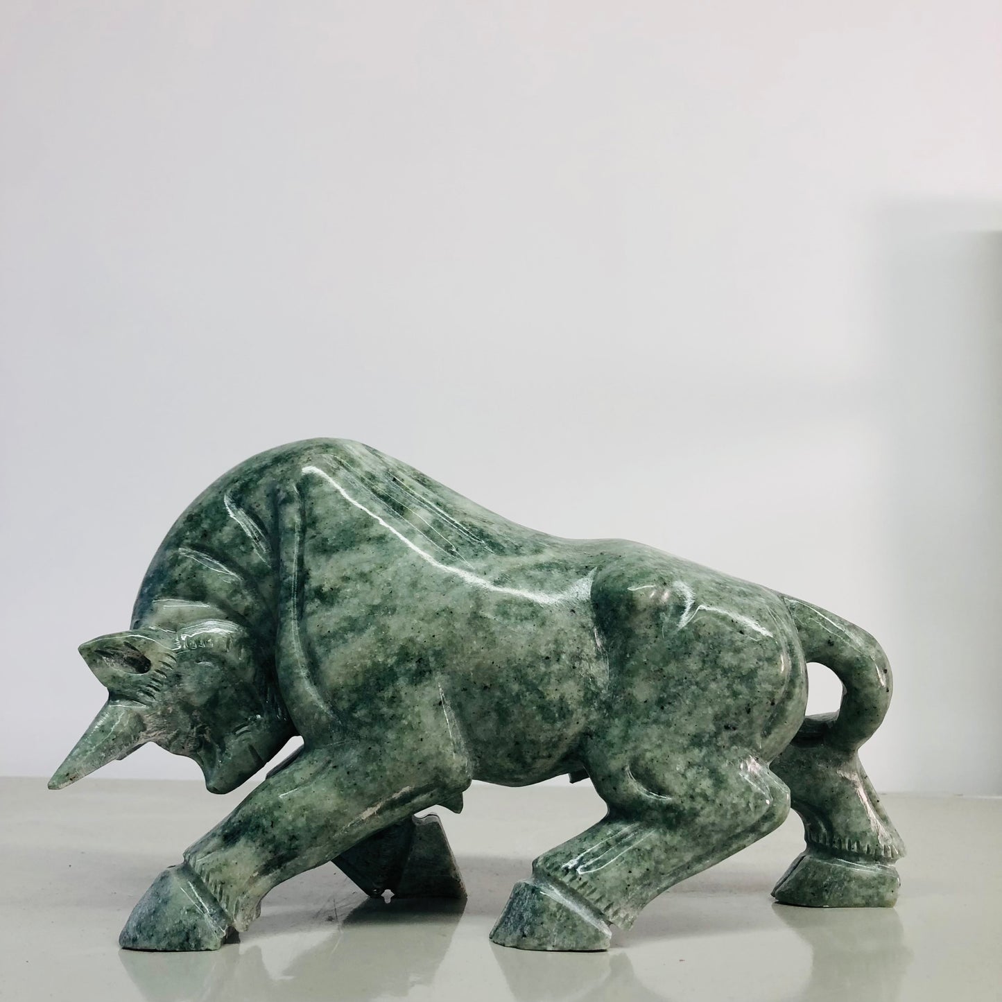 Huge Bull awesome carving Big size