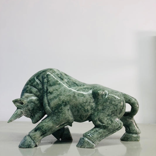 Huge Bull awesome carving Big size